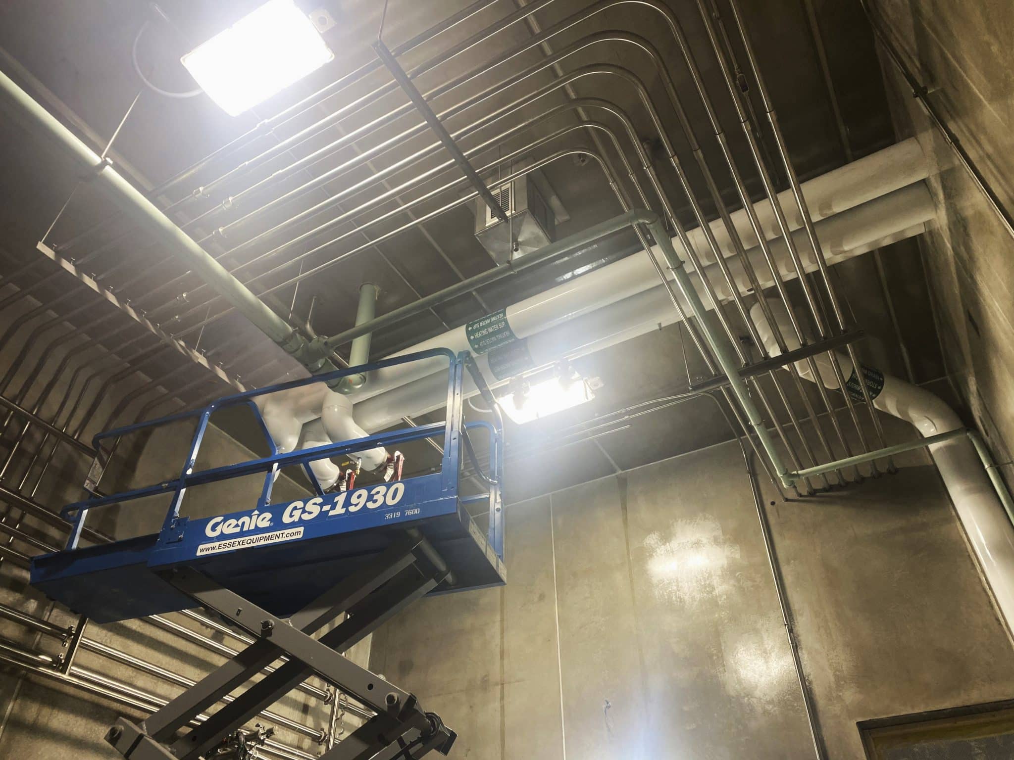 Stainless steel conduit protects wiring from solvents, chemicals and other physical impacts, ensuring long-term reliability and safety in high-humidity cannabis cultivation rooms.